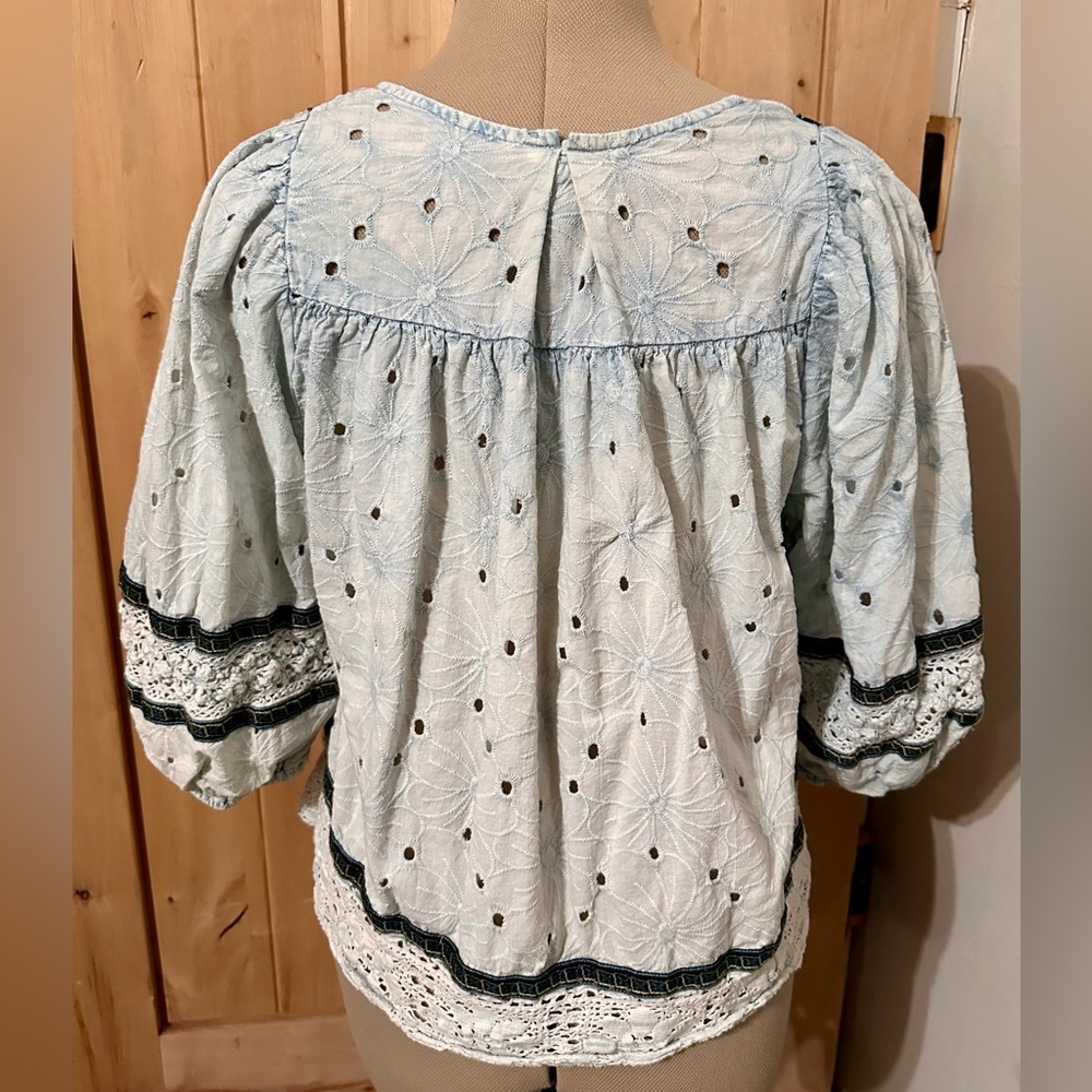 Oli & Hali Washed Eyelet Crochet Lace Babydoll Peasant Top Blouse Puff Sleeve - Picture 6 of 6